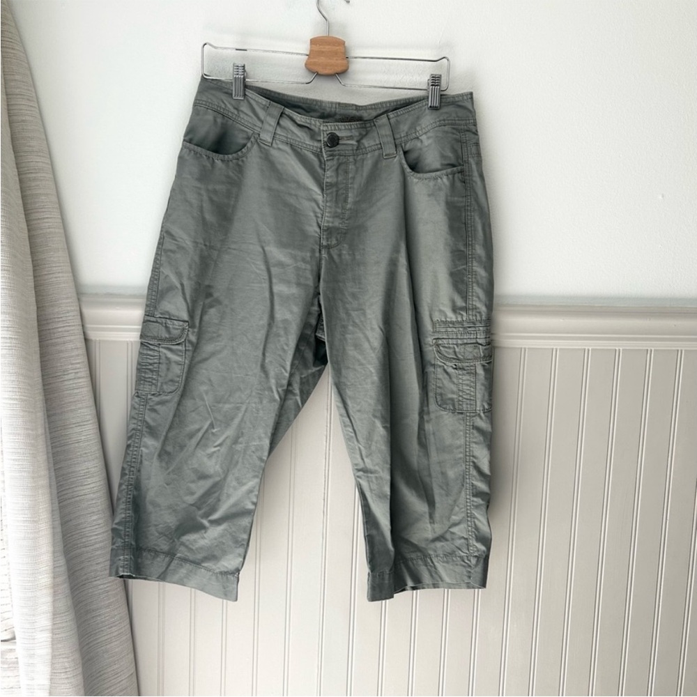Y2K Lee Riders Size 12 Grey Green Cargo Capris Utility Cropped  Pants